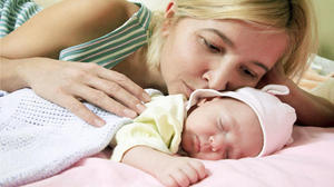 Как будить новорожденного
