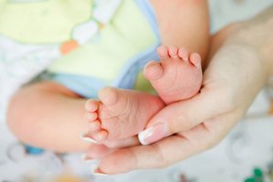 Как организовать уход за новорожденным