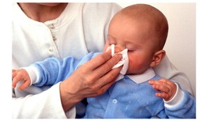 Лечение насморка у новорожденных