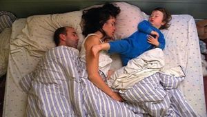 Как отучить ребенка спать отдельно