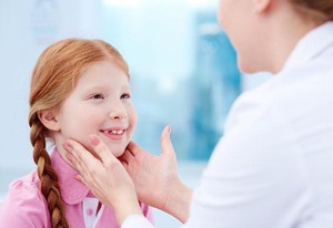 Как лечить голос у ребенка