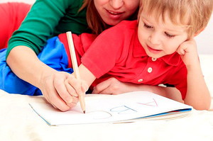 Как правильно учить ребенка писать
