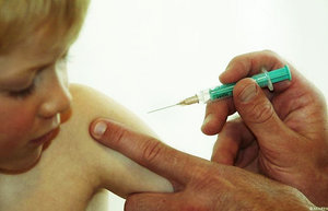 Прививка  и ревакцинация АКДС