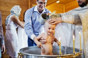 Крестим малыша