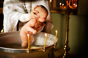 Когда крестить малыша