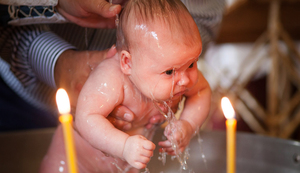 Как крестят детей